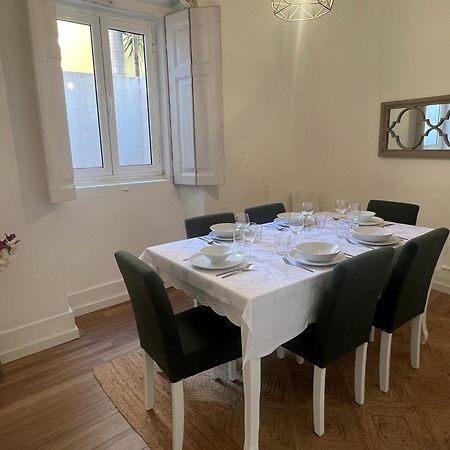ליסבון Principe Real - 2 Bedroom Apartment With Terrace מראה חיצוני תמונה